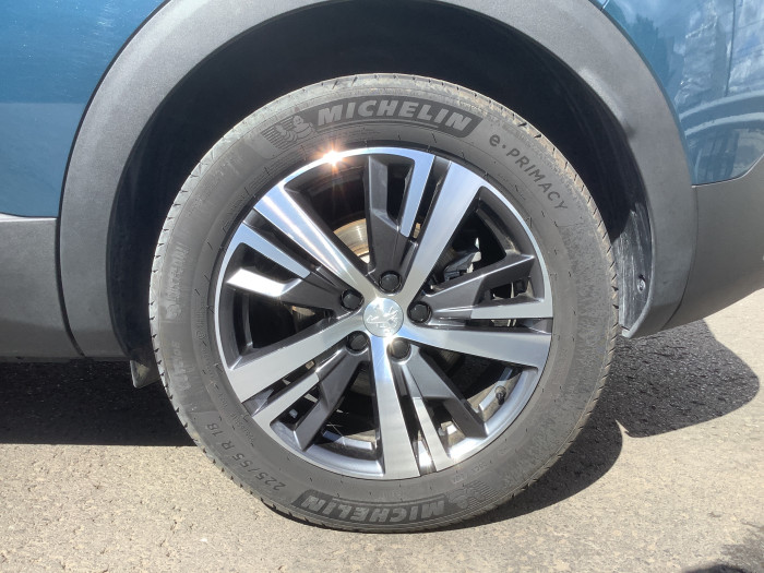 Peugeot 3008 Hybrid 145 e-DCS6 Allure Pack