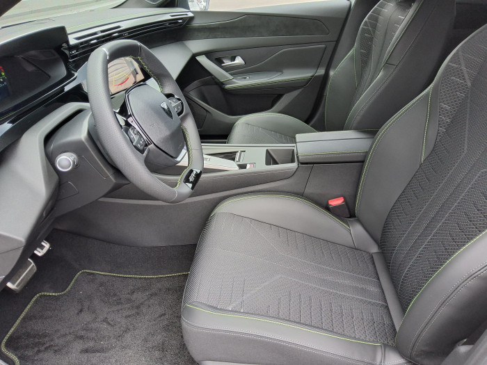 Peugeot 308 DIESEL Nouvelle BlueHDi 130ch S&S EAT8 GT