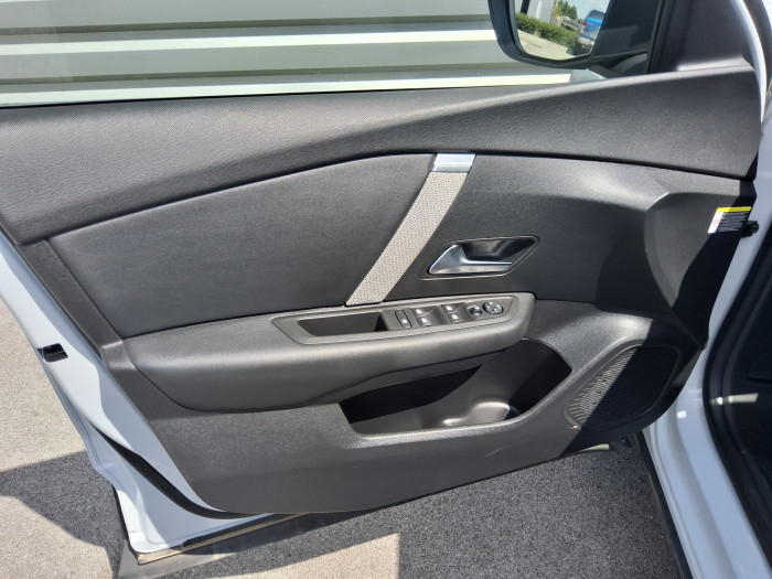 Citroën C4 Hybride 136 e-DCS6 Plus