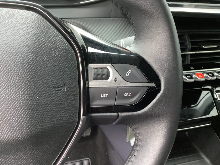 Peugeot 208 Nouvelle 100 S&S BVM6 Allure