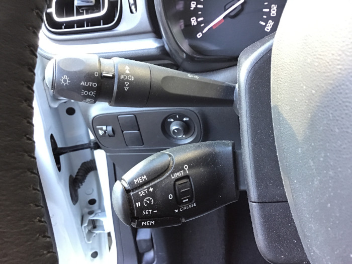 Citroën C3 PureTech 110 S&S EAT6 Shine