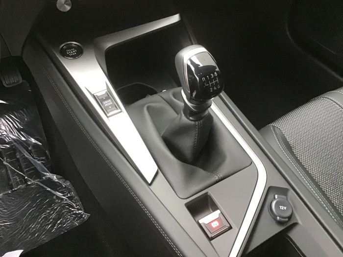 Peugeot 308 Nouvelle PureTech 130ch S&S BVM6 Allure