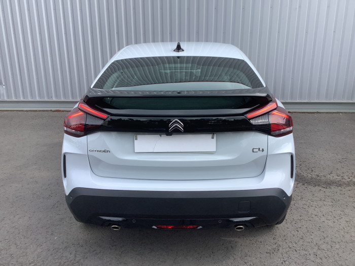 Citroën C4 Hybride 136 e-DCS6 Plus