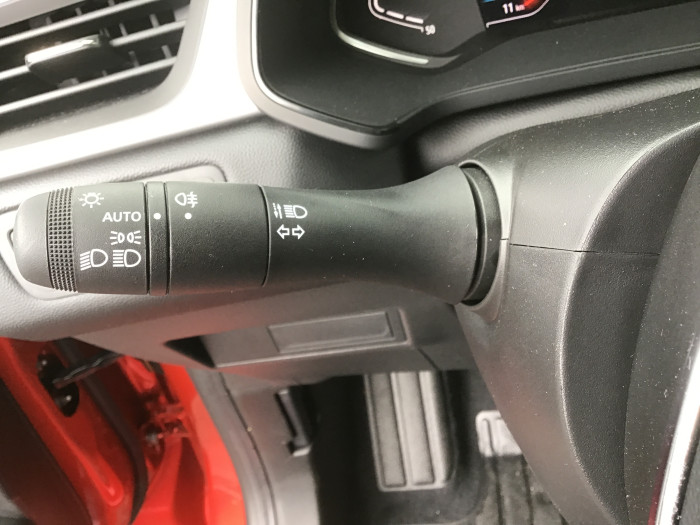 Renault CAPTUR mild hybrid 140 Techno