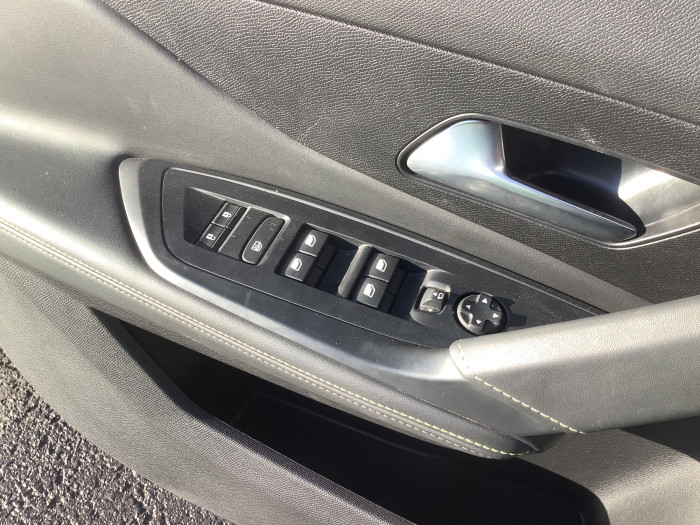 Peugeot 308 PureTech 130ch S&S EAT8 GT