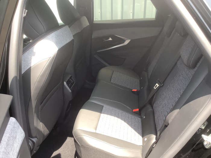 Peugeot 3008 Nouveau Hybrid 145 e-DCS6 Allure