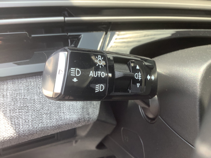 Peugeot 3008 Nouveau Hybrid 145 e-DCS6 Allure