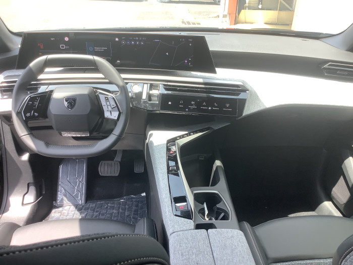 Peugeot 3008 Nouveau Hybrid 145 e-DCS6 Allure