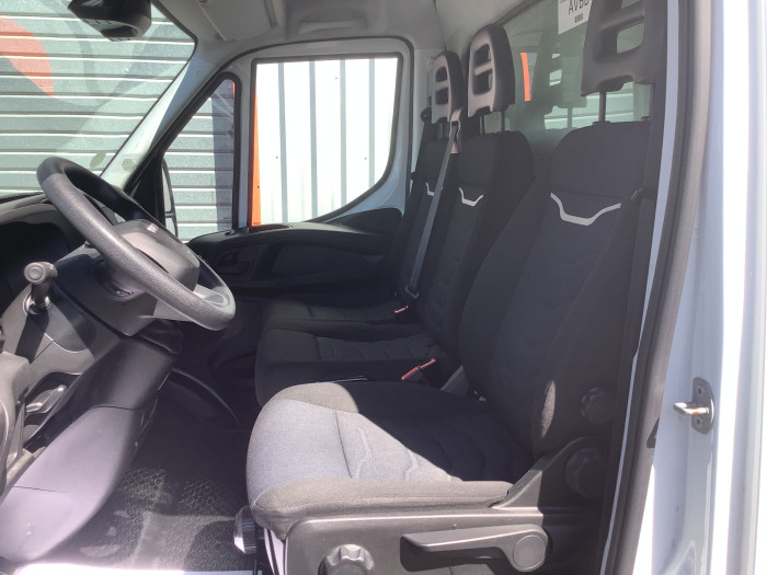 IVECO DAILY CHASSIS CABINE CAB 35 C 16 EMP 4100 QUAD-LEAF BVM6 3.0L