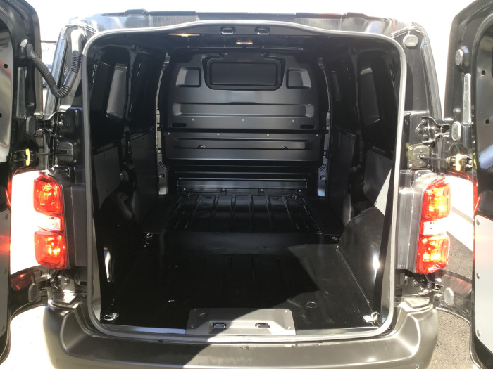 Citroën JUMPY FOURGON FGN M BLUEHDI 120 S&S BVM6 CLUB