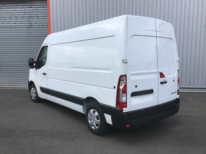 Renault MASTER FOURGON FGN TRAC F3500 L2H2 BLUE DCI 135 GRAND CONFORT