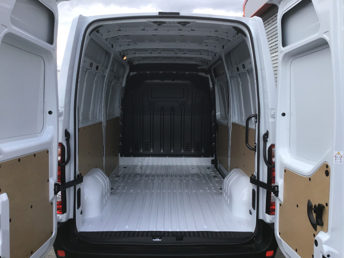 Renault MASTER FOURGON FGN TRAC F3500 L2H2 BLUE DCI 135 GRAND CONFORT