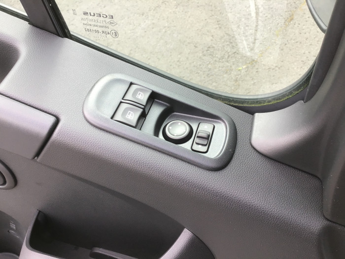 Renault MASTER FOURGON FGN TRAC F3500 L2H2 BLUE DCI 135 GRAND CONFORT