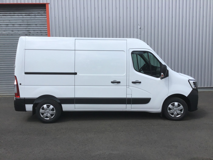 Renault MASTER FOURGON FGN TRAC F3500 L2H2 BLUE DCI 135 GRAND CONFORT