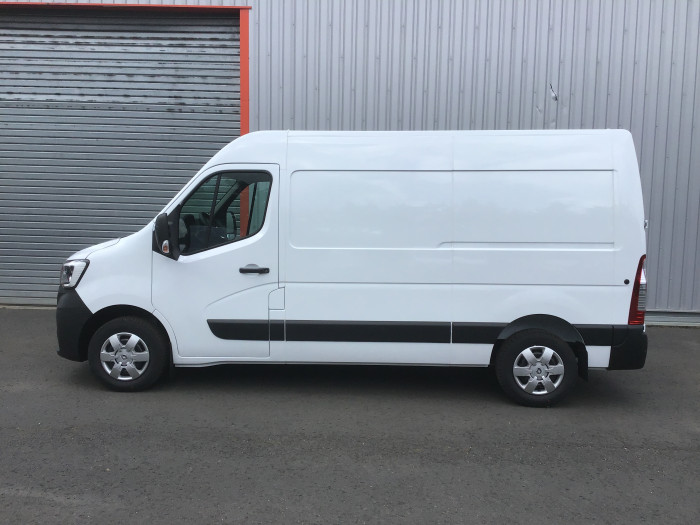 Renault MASTER FOURGON FGN TRAC F3500 L2H2 BLUE DCI 135 GRAND CONFORT