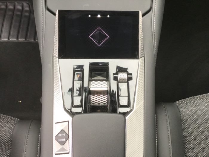 DS DS 4 Nouvelle PureTech 130 EAT8 Trocadero