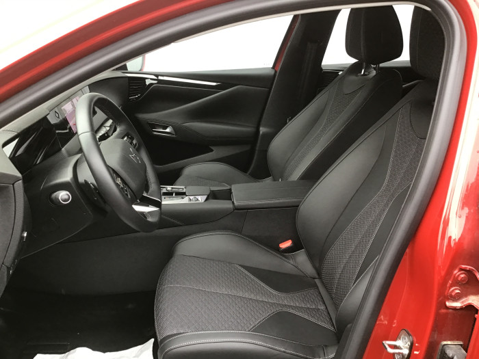 DS DS 4 Nouvelle PureTech 130 EAT8 Trocadero