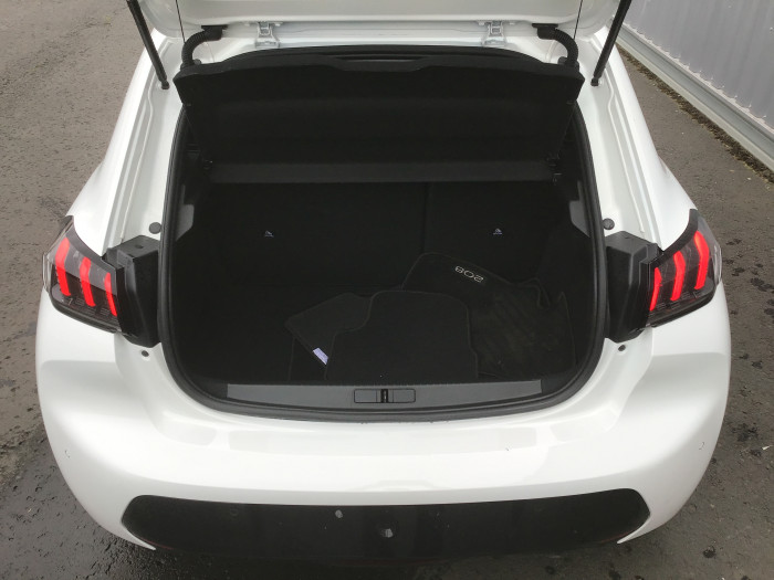 Peugeot 208 PureTech 100 S&S BVM6 Allure
