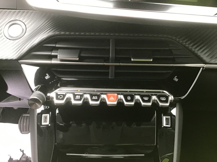 Peugeot 208 PureTech 100 S&S BVM6 Allure