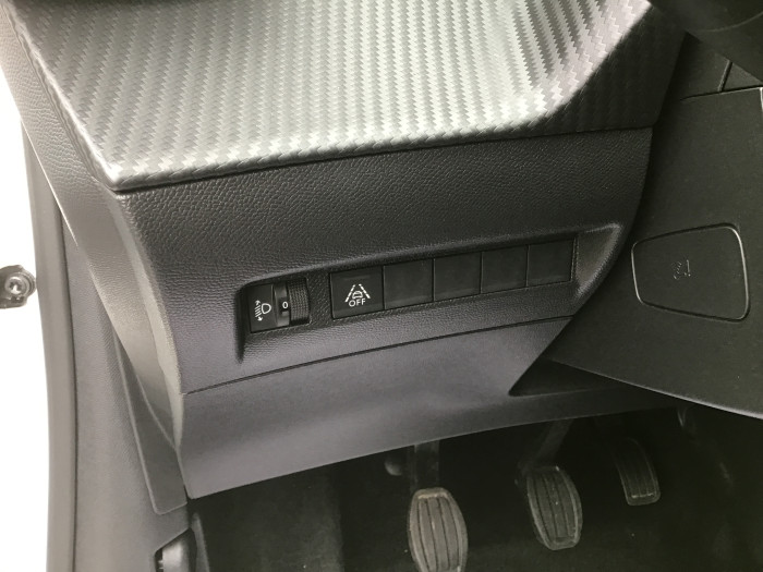 Peugeot 208 PureTech 100 S&S BVM6 Allure