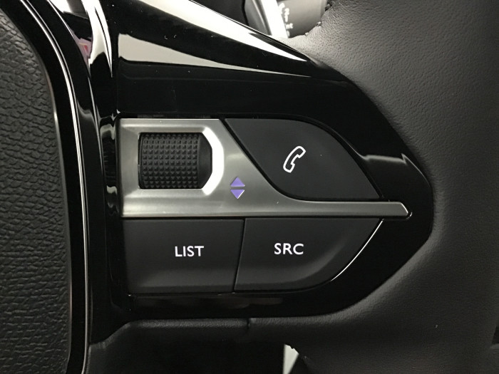 Peugeot 208 Nouvelle Hybrid 110 ch e-DCS6 Allure