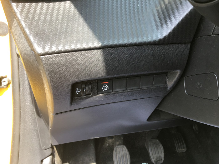 Peugeot 208 PureTech 100 S&S BVM6 Allure