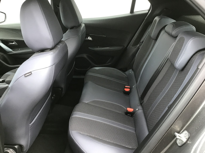 Peugeot 2008 PureTech 130 S&S BVM6 Allure Pack