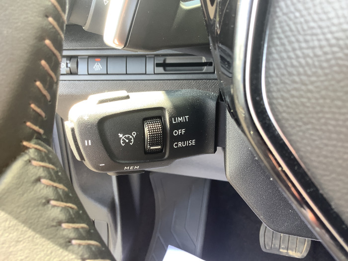 Peugeot 3008 BlueHDi 130ch S&S EAT8 Allure Pack