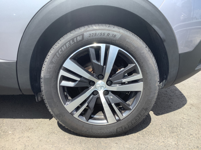 Peugeot 3008 BlueHDi 130ch S&S EAT8 Allure Pack