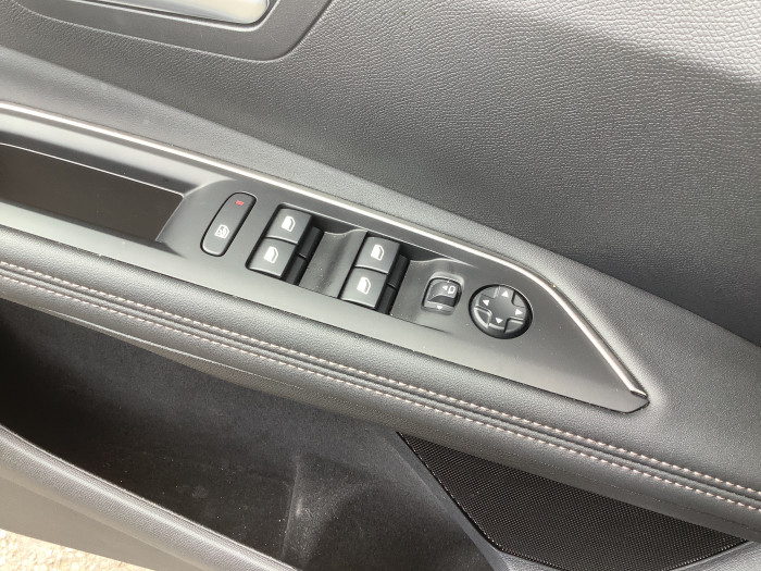 Peugeot 3008 Hybrid 145 e-DCS6 GT