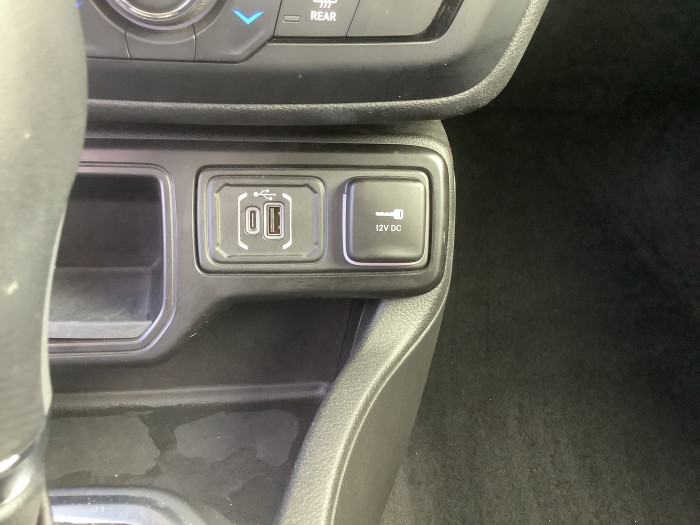 Jeep RENEGADE Nouveau 1.5 Turbo T4 130 ch BVR7 e-Hybrid Summit