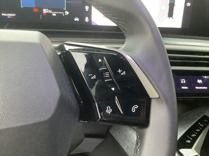 Peugeot 3008 Nouveau Hybrid 145 e-DCS6 Allure