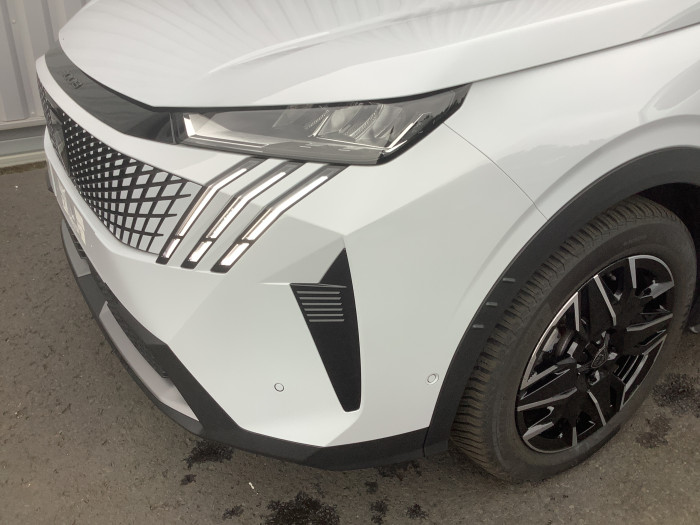 Peugeot 3008 Nouveau Hybrid 145 e-DCS6 Allure