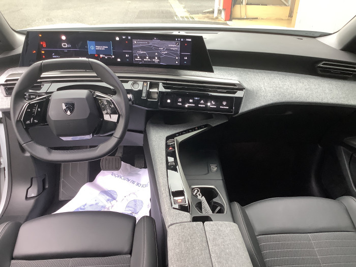 Peugeot 3008 Nouveau Hybrid 145 e-DCS6 Allure