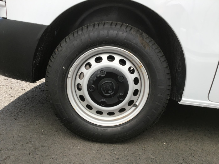 Fiat SCUDO FOURGON BLUEHDI 120 M S&S BVM6