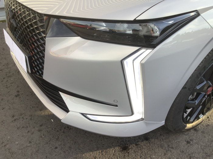 DS DS 4 PureTech 130 EAT8 Performance Line
