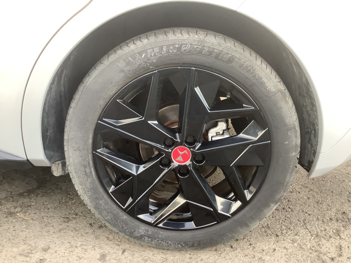 DS DS 4 PureTech 130 EAT8 Performance Line