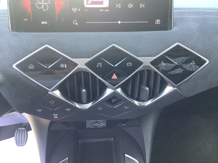 DS DS 3 Nouveau PureTech 100 BVM6 Performance Line
