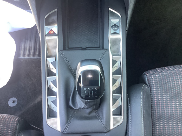DS DS 3 Nouveau PureTech 100 BVM6 Performance Line