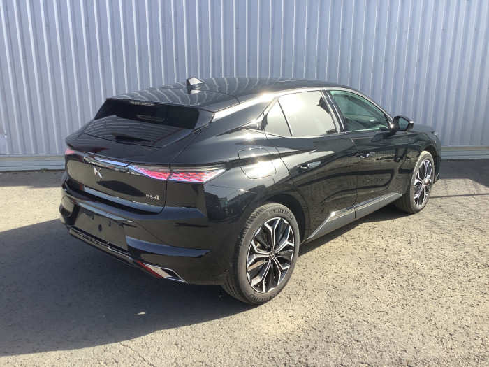 DS DS 4 Nouvelle BlueHDi 130 EAT8 Opera