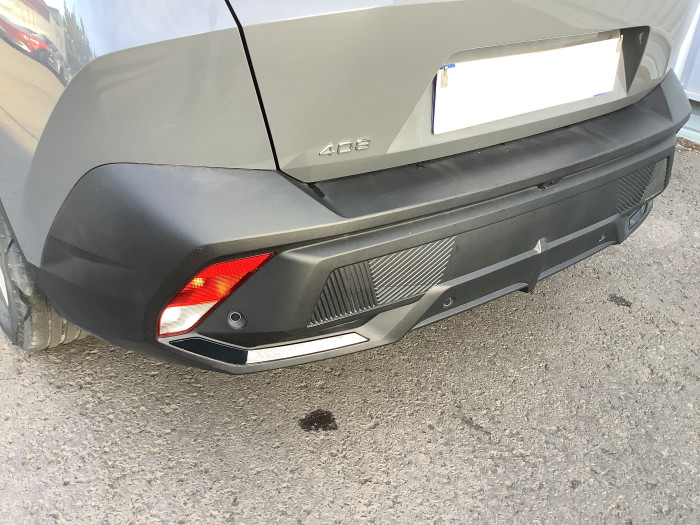 Peugeot 408 Hybrid 136 e-DCS6 Allure