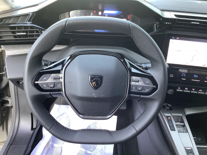 Peugeot 408 Hybrid 136 e-DCS6 Allure