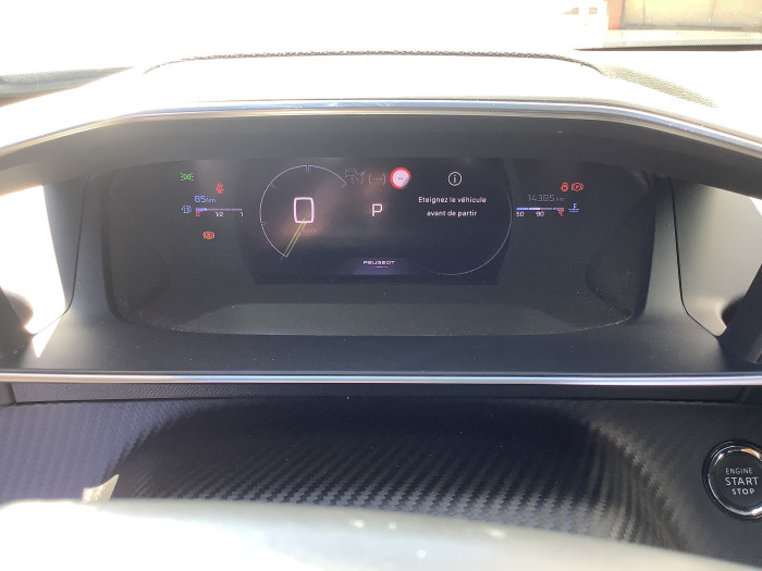Peugeot 2008 Nouveau Hybrid 136 e-DCS6 GT