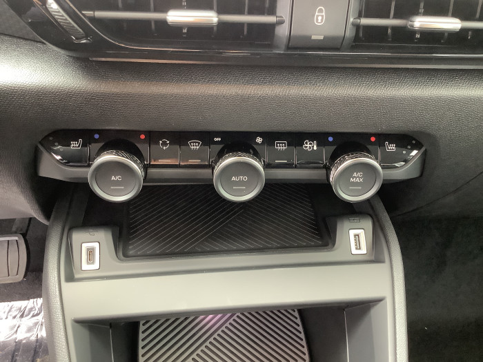 Citroën C4 Hybride 136 e-DCS6 Max