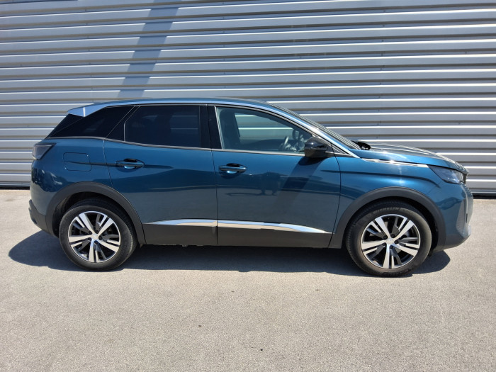 Peugeot 3008 Hybrid 180 e-EAT8 Allure Pack