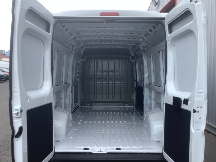 Citroën JUMPER FOURGON Nouveau TOLE MAXI 35 L3H2 140 S&S BVA8