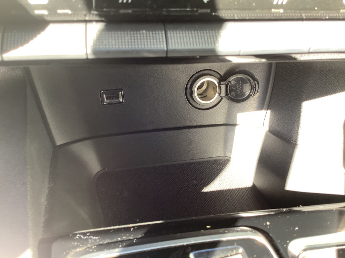 Peugeot 3008 Hybrid 145 e-DCS6 Allure Pack