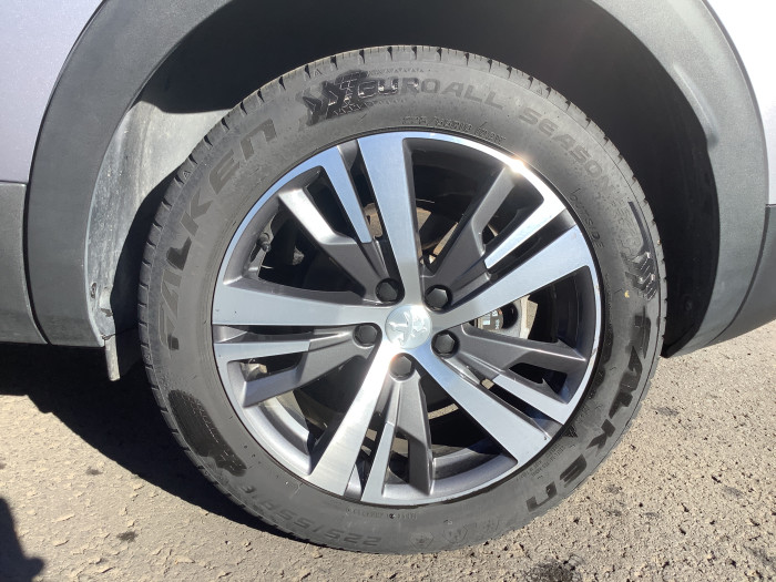 Peugeot 3008 Hybrid 145 e-DCS6 Allure Pack
