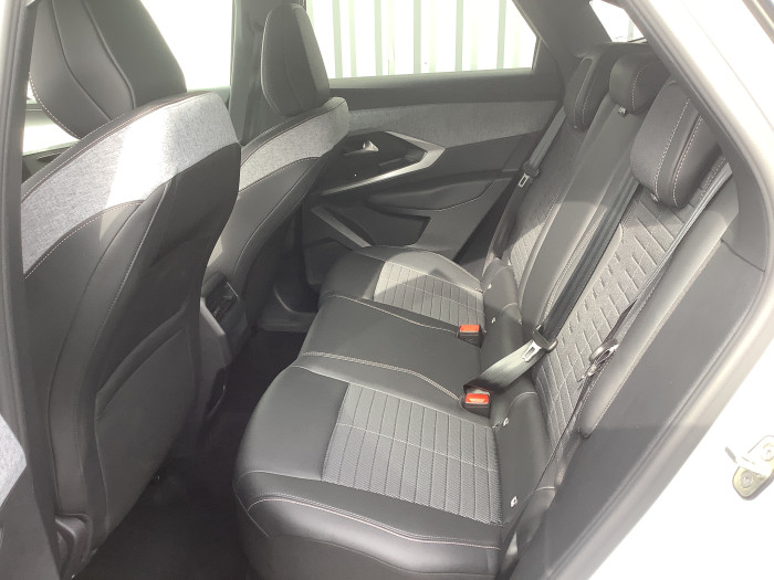 Peugeot 3008 Nouveau Hybrid 145 e-DCS6 Allure