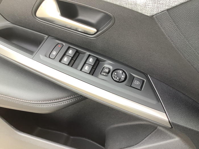 Peugeot 3008 Nouveau Hybrid 145 e-DCS6 Allure